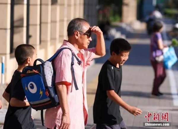 多盈策略 局地地表温度超70℃！最近为啥这么热？